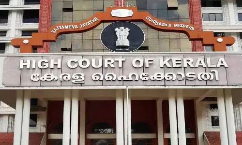 Kerala HC ने शिकायतें स्वीकार करने के लिए नोडल अधिकारी के अधिकार क्षेत्र को बढ़ाया Kerala HC ने शिकायतें स्वीकार करने के लिए नोडल अधिकारी के अधिकार क्षेत्र को बढ़ाया