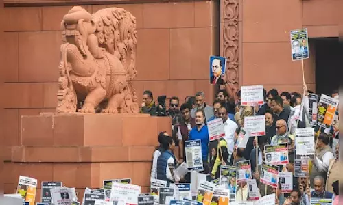 New Delhi:  सांसद अब संसद के किसी भी गेट पर विरोध-प्रदर्शन नहीं कर सकेंगे