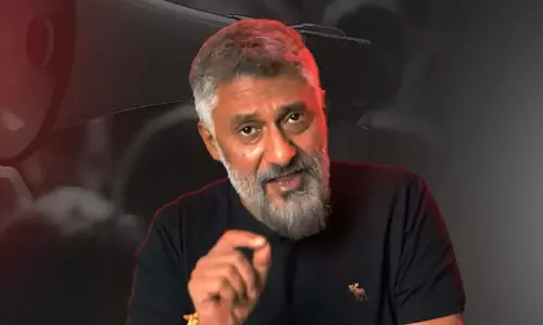 सिर्फ एक कला नहीं सच्चाई की गहराई में जाने की यात्रा है फिल्म निर्माण : विवेक रंजन अग्निहोत्री सिर्फ एक कला नहीं सच्चाई की गहराई में जाने की यात्रा है फिल्म निर्माण : विवेक रंजन अग्निहोत्री