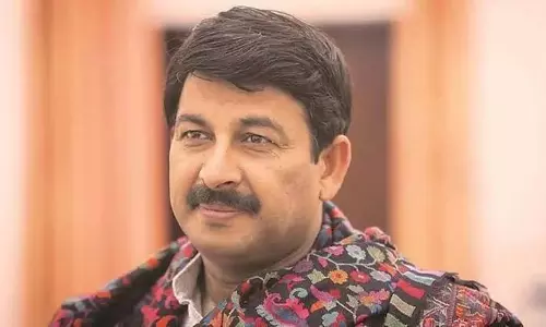 कांग्रेस ने संसद की मर्यादाओं को तार-तार किया : मनोज तिवारी