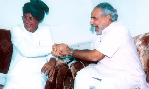 पीएम मोदी समेत कई नेताओं ने ओम प्रकाश चौटाला के निधन पर जताया दुख पीएम मोदी समेत कई नेताओं ने ओम प्रकाश चौटाला के निधन पर जताया दुख