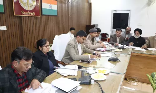 Saharanpur: जिला उद्योग बंधु समिति की बैठक के दौरान जिलाधिकारी मनीष बंसल ने दिए निर्देश Saharanpur: जिला उद्योग बंधु समिति की बैठक के दौरान जिलाधिकारी मनीष बंसल ने दिए निर्देश