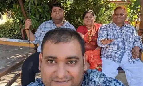 एआई इंजीनियर आत्महत्या केस में नया मोड़, अतुल सुभाष की मां ने खटखटाया सुप्रीम कोर्ट का दरवाजा एआई इंजीनियर आत्महत्या केस में नया मोड़, अतुल सुभाष की मां ने खटखटाया सुप्रीम कोर्ट का दरवाजा