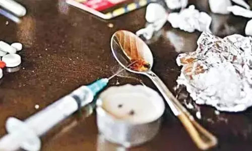 Mohali: एएनटीएफ ने मोहाली कोर्ट में पूर्व विधायक और भतीजे के खिलाफ चार्जशीट दाखिल की Mohali: एएनटीएफ ने मोहाली कोर्ट में पूर्व विधायक और भतीजे के खिलाफ चार्जशीट दाखिल की