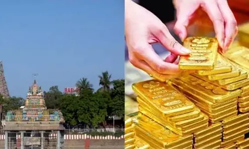 Chennai: इत्र की दुकान पर छापेमारी में 30 लाख नकद और सोने की छड़ें जब्त