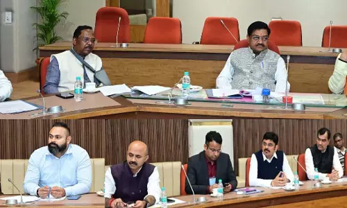 खाद्य मंत्री की अध्यक्षता में मंत्रि-मंडलीय उप समिति की बैठक खाद्य मंत्री की अध्यक्षता में मंत्रि-मंडलीय उप समिति की बैठक