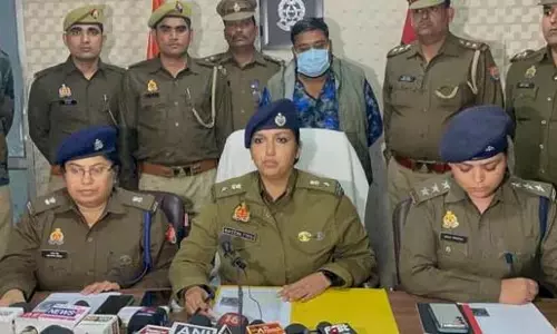 Lucknow: आभूषण दुकान से 3.94 करोड़ का सोना चोरी, कर्मचारी गिरफ्तार Lucknow: आभूषण दुकान से 3.94 करोड़ का सोना चोरी, कर्मचारी गिरफ्तार