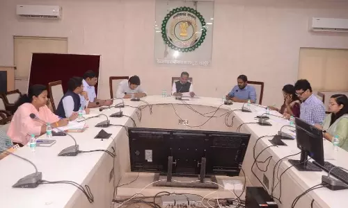 CG: गणतंत्र दिवस समारोह की तैयारियों को लेकर कलेक्टर ने ली बैठक CG: गणतंत्र दिवस समारोह की तैयारियों को लेकर कलेक्टर ने ली बैठक