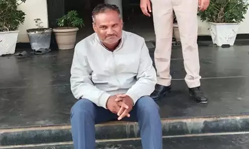 CG: बगैर लाइसेंस के उर्वरक खाद बनाने वाला शख्स गिरफ्तार CG: बगैर लाइसेंस के उर्वरक खाद बनाने वाला शख्स गिरफ्तार