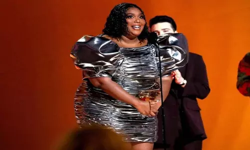 Lizzo ने इंटरनेट के साथ अपने टॉक्सिक रिश्ते पर बात की