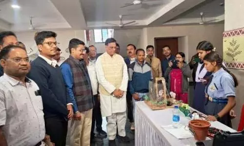 जिला स्तरीय युवा महोत्सव में युवाओं ने दिखाई प्रतिभा जिला स्तरीय युवा महोत्सव में युवाओं ने दिखाई प्रतिभा