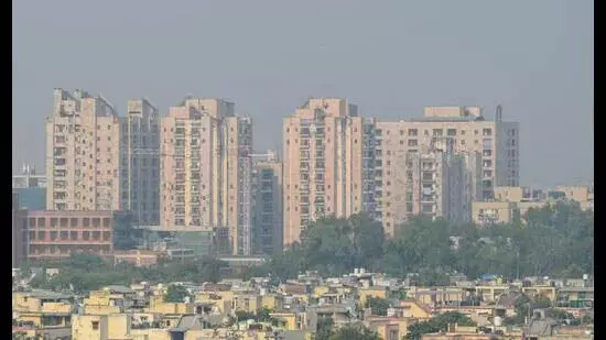 Noida ,भूमि बैंक के लिए भूखंड अधिग्रहण में निजी एजेंसी को नियुक्त किया