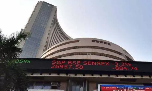 कमजोर वैश्विक संकेतों के बीच सेंसेक्स 1,176 अंक गिरा, निफ्टी 23,587 पर बंद कमजोर वैश्विक संकेतों के बीच सेंसेक्स 1,176 अंक गिरा, निफ्टी 23,587 पर बंद