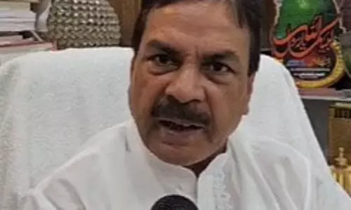 आरएसएस से जुड़े लोग कर रहे संविधान और अंबेडकर का अपमान : नसीम खान आरएसएस से जुड़े लोग कर रहे संविधान और अंबेडकर का अपमान : नसीम खान