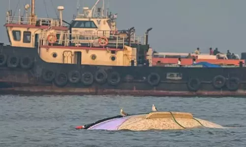 Boat accident: क्षमता से अधिक सामान ले जाने वाली नौका का लाइसेंस रद्द