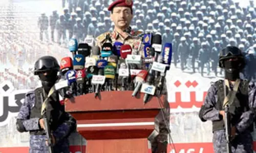 इराकी रेजिस्टेंस संग मिलकर इजरायल के खिलाफ किया ड्रोन अटैक: हूती का दावा इराकी रेजिस्टेंस संग मिलकर इजरायल के खिलाफ किया ड्रोन अटैक: हूती का दावा