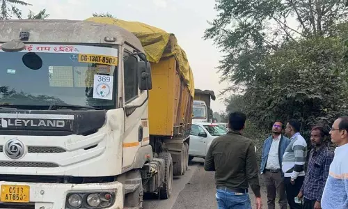 17 वाहनों पर 3 लाख रुपये का लगा जुर्माना