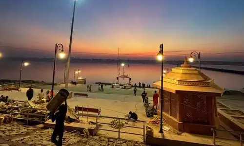 Maha Kumbh 2025: मेला प्रशासन ने नाव किराए में 50% की बढ़ोतरी, विवरण देखें