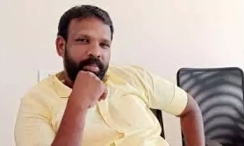 तिरुनेलवेली कोर्ट में दिनदहाड़े युवक की हत्या तिरुनेलवेली कोर्ट में दिनदहाड़े युवक की हत्या