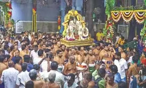 श्रीरंगम में सोर्गवासल उद्घाटन के लिए क्यूआर कोड-आधारित पास श्रीरंगम में सोर्गवासल उद्घाटन के लिए क्यूआर कोड-आधारित पास