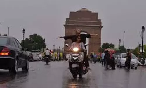 Delhi का मौसम और आज का AQI Delhi का मौसम और आज का AQI