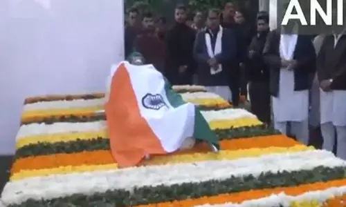 Haryana पूर्व मुख्यमंत्री ओम प्रकाश चौटाला को तेजाखेड़ा में राजकीय सम्मान दिया गया