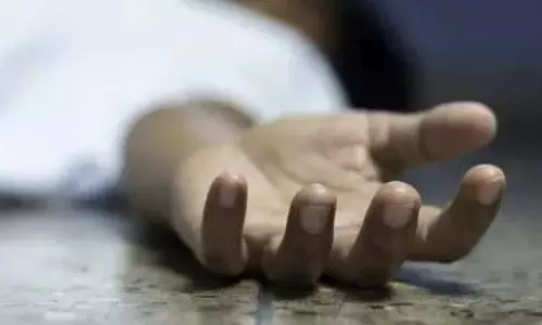 Kerala : इडुक्की के एक व्यक्ति की आत्महत्या, पत्नी ने बैंक अधिकारियों पर लगाया आरोप