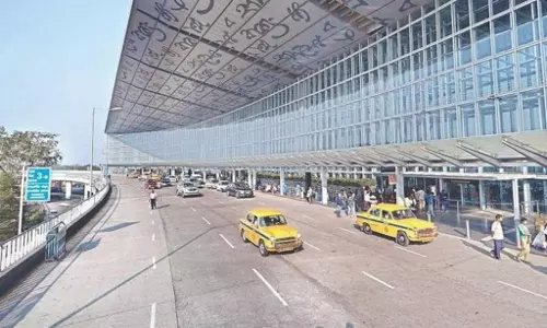 Kolkata हवाई अड्डा एक सदी पुरानी यादों को जीवंत कर देता