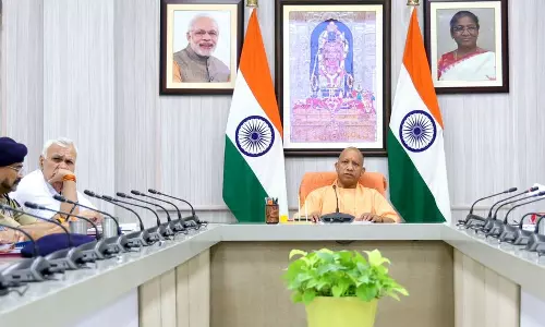 Lucknow: मुख्यमंत्री योगी ने 3 नए कानूनों की समीक्षा की