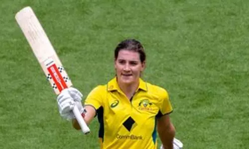 सदरलैंड की शानदार बल्लेबाजी से ऑस्ट्रेलिया ICC महिला चैंपियनशिप जीतने के करीब पहुंचा