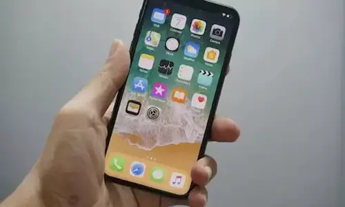 भक्त ने मंदिर की हुंडी में iPhone गिराया, के मंत्री ने कहा कि यह अब ईश्वर के खाते में