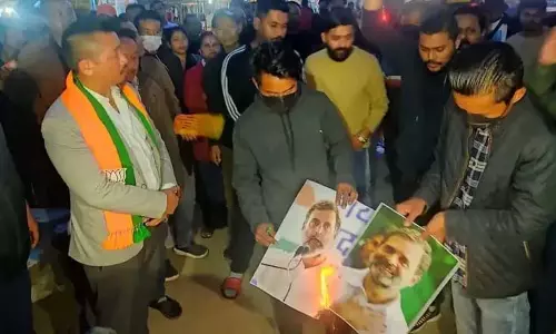 Nagaland : भाजयुमो सदस्यों ने राहुल गांधी के खिलाफ विरोध प्रदर्शन किया