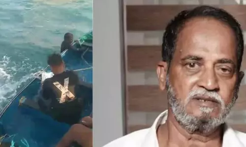 Kozhikode तट पर नाव पलटने से मछुआरे की मौत Kozhikode तट पर नाव पलटने से मछुआरे की मौत