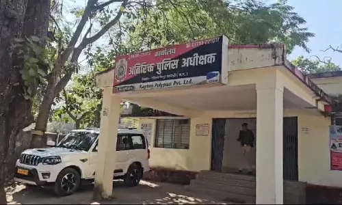 झांसे में आ गई महिलाएं, आभूषण लेकर बहरूपिया गैंग फरार