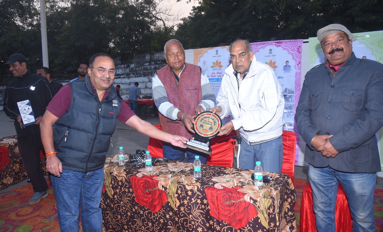 Panch Gaurav में बास्केटबॉल खिलाड़ियों का किया सम्मान