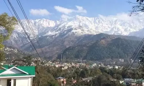Himachal Pradesh: बर्फबारी और बारिश का अनुमान, शीतलहर के लिए ऑरेंज अलर्ट जारी Himachal Pradesh: बर्फबारी और बारिश का अनुमान, शीतलहर के लिए ऑरेंज अलर्ट जारी
