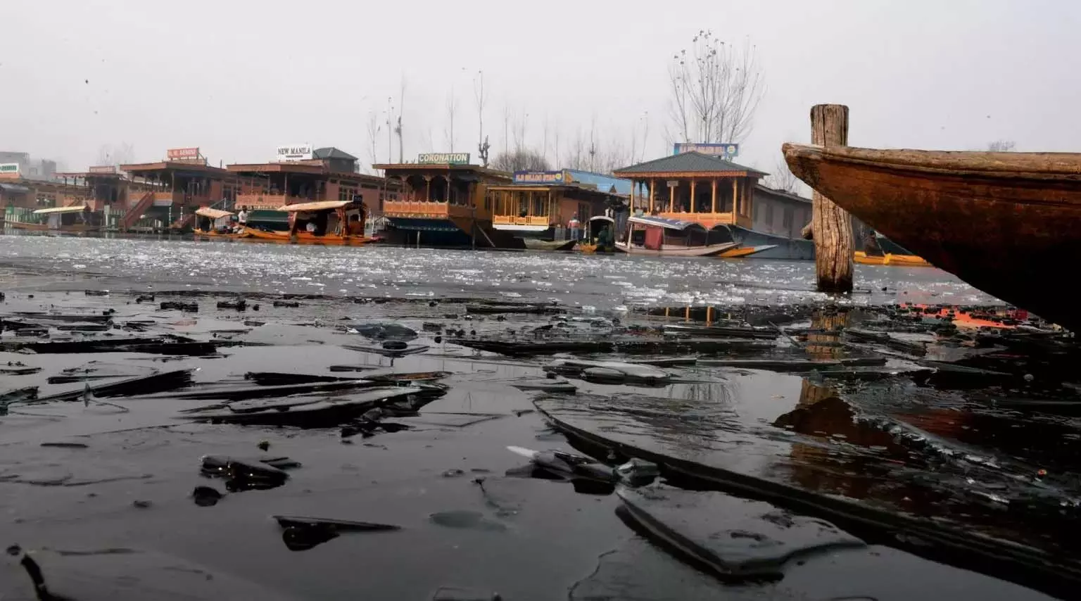 Srinagar में 1891 के बाद सबसे ठंडी दिसंबर की रात दर्ज की, तापमान -8.5 डिग्री सेल्सियस रहा