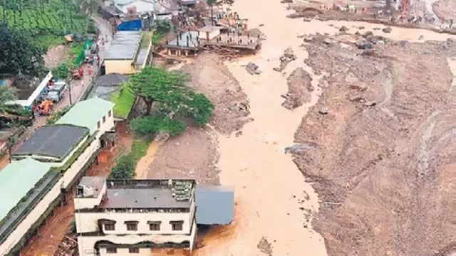 वायनाड भूस्खलन पुनर्वास सूची में त्रुटियों से आक्रोश