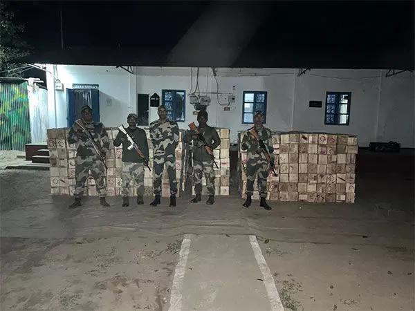 BSF मेघालय ने तस्करी की कोशिश नाकाम की, 31.13 लाख रुपये मूल्य का प्रतिबंधित सामान जब्त किया