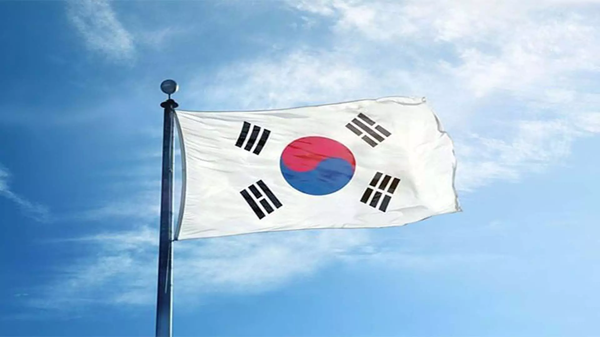 South Korea ने तीसरे जासूसी उपग्रह को सफलतापूर्वक कक्षा में प्रक्षेपित किया