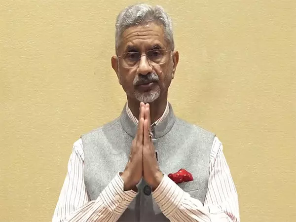 Jaishankar सार्वजनिक नेतृत्व के लिए श्री चन्द्रशेखरेन्द्र सरस्वती राष्ट्रीय प्रतिष्ठित पुरस्कार से सम्मानित