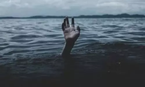 Tamil Nadu: 17 वर्षीय लड़की समेत तीन लोग तालाब में डूबे Tamil Nadu: 17 वर्षीय लड़की समेत तीन लोग तालाब में डूबे