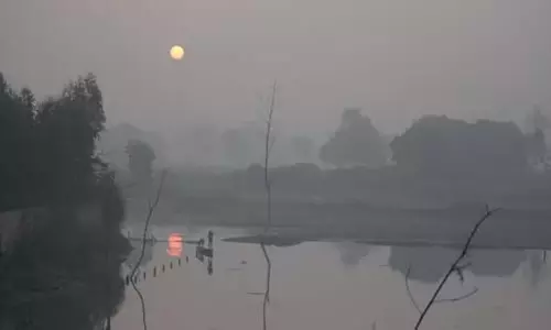 Delhis का AQI 3 दिन बाद सुधरा, फिर से ‘गंभीर’ स्तर पर पहुंचा Delhis का AQI 3 दिन बाद सुधरा, फिर से ‘गंभीर’ स्तर पर पहुंचा