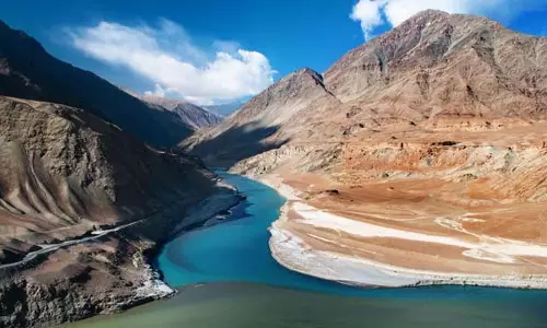 Alternate route to Leh-Ladakh रक्षा मंत्रालय ने सुरंग के लिए परिवहन मंत्रालय से मंजूरी मांगी