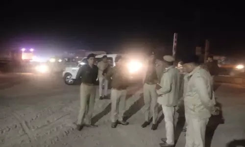 कुत्तों की लड़ाई पर लगा रहे थे लाखों रुपए, फार्म हाउस से 81 सटोरिए गिरफ्तार