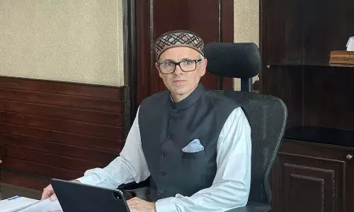 Omar Abdullah : पश्मीना शॉल पर वैट बढ़ाने का कोई प्रस्ताव नही
