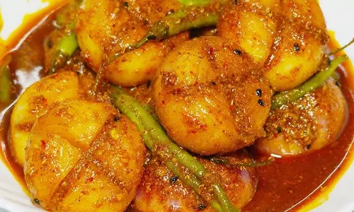 Try करें प्याज का अचार, उंगलियां चाटते रह जाएंगे सब Try करें प्याज का अचार, उंगलियां चाटते रह जाएंगे सब