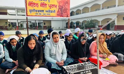 punjab : 10वें सिख गुरु के पुत्रों को श्रद्धांजलि देने के लिए विशेष सभा आयोजित punjab : 10वें सिख गुरु के पुत्रों को श्रद्धांजलि देने के लिए विशेष सभा आयोजित