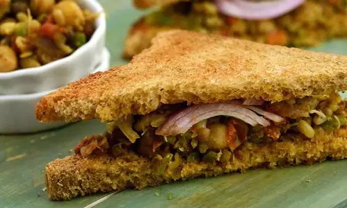 अंकुरित मटकी सैंडविच रेसिपी