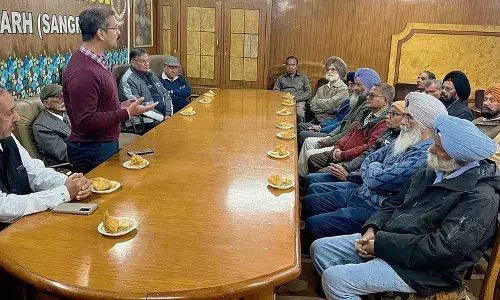 punjab : मलेरकोटला पुलिस ने नागरिकों को साइबर अपराधियों से सावधान किया punjab : मलेरकोटला पुलिस ने नागरिकों को साइबर अपराधियों से सावधान किया